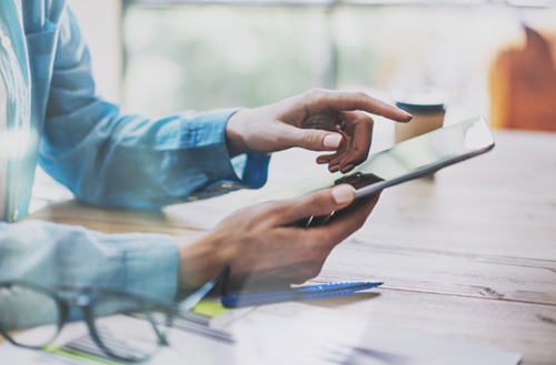 プロに任せて収益を獲得